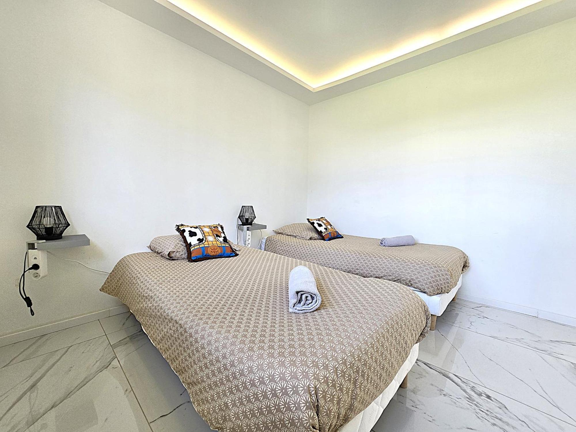 Maison Sapiac - 4Pers - 2 Chambres - 3 Lits - Clim Reversible - Terrasse Ombragee Et Grand Jardin - Piscine Saison Estivale Монтобан Экстерьер фото